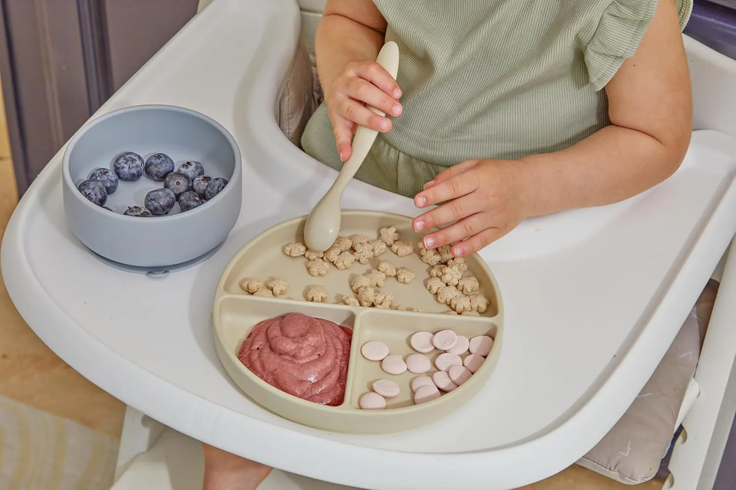 dollop Silicone Suction Bowl | BPA Free | Dishwasher & Microwave Safe (Faint Lilac)